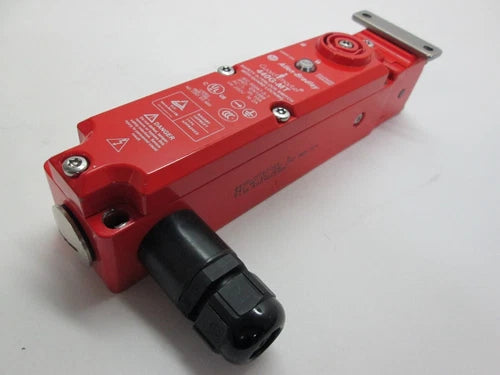 Allen Bradley 440G-MT Guard Locking Solenoid Switch,24VAC/VDC,2-N0/2-NC Contacts