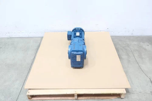 Sew Eurodrive KA77 DRE100L4 Gearmotor 27rpm 3hp 230/460v-ac 3ph