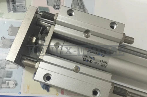 1PCS SMC Cylinder MGGMB20-100 NEW