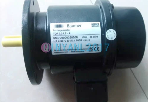 1PCS NEW BAUMER HUBNER TDP0.2LT-4 SPEEDOMETER GENERATOR TDP 0.2LT-4
