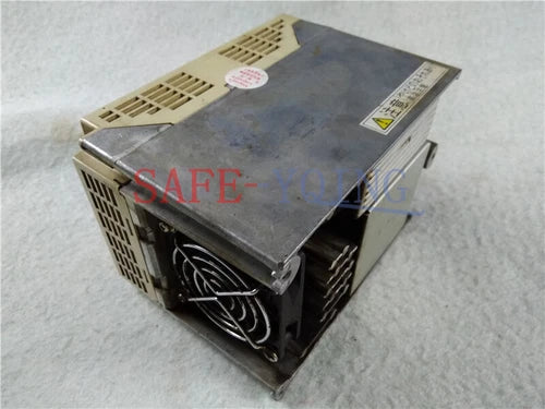 1Pcs Panasonic Inverter 220V 0.75KW M1D082W1X Used