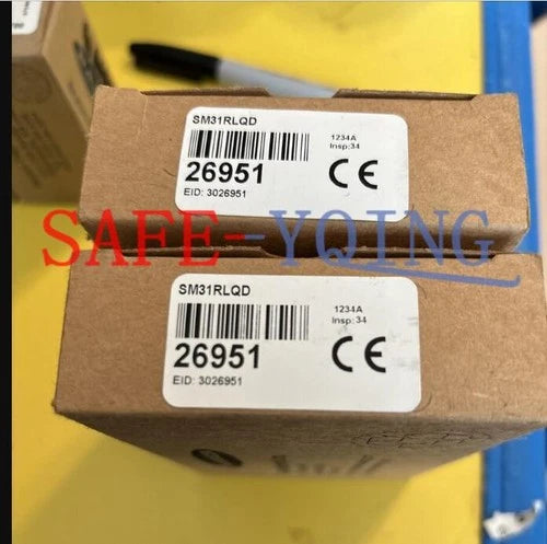 1PCS NEW BANNER photoelectric sensor SM31RLQD