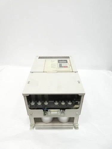Yaskawa CIMR-G7U4022 Vfd Drive 480v-ac 40kva 380-480v-ac 0-400hz