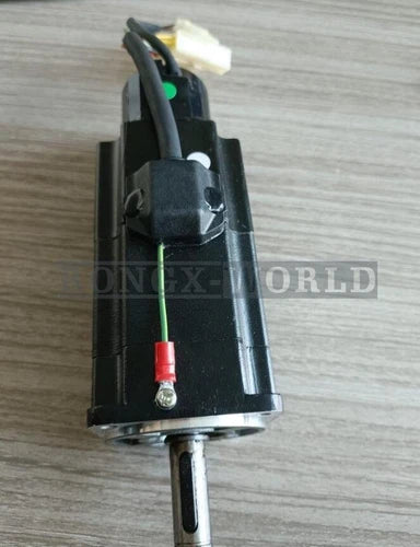 1PCS Used SANYO Servo Motor P50B05020DCL69