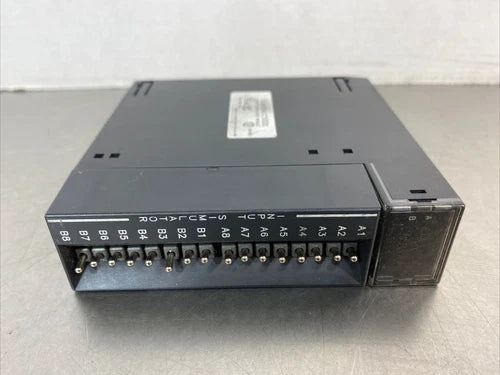 GE Fanuc IC693ACC300C Input Simulator Module.    3D-25