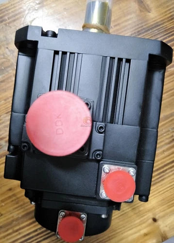 ONE AC SERVO MOTOR HG-SR51BK HGSR51BK #F3
