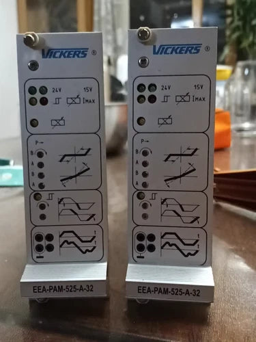 NEW In Box Eaton Vickers EEA-PAM-525-A-33 Power Amplifier