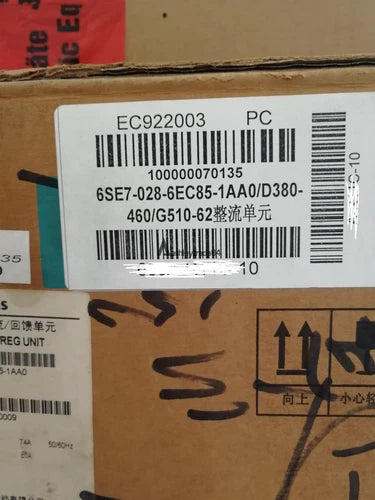 1PCS Siemens 6SE7 028-6EC85-1AA0 6SE7028-6EC85-1AA0 SIMOVERT Masterdrives Unit