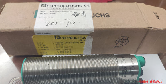 Pepperl + Fuchs UC2000-30GM-IUR2-V15 UC200030GMIUR2V15